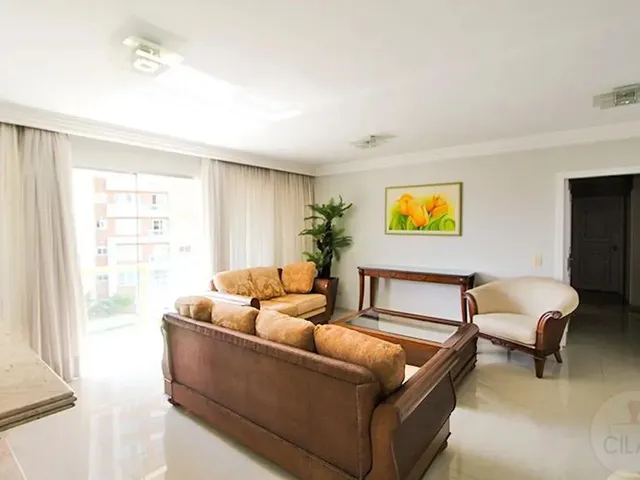 Apartamento 3 quartos e 3 banheiros, para alugar, no bairro Água Verde em Curitiba