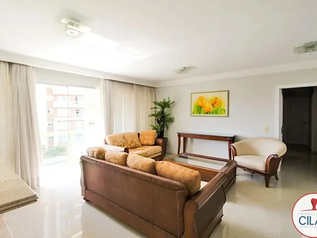 Apartamento 3 quartos e 1 banheiro, para alugar, no bairro Água Verde em Curitiba