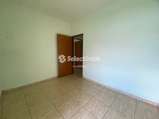 Apartamento com 50m² 2 quartos e 1 banheiro, para alugar, no bairro Parque Boa Esperança em Mauá