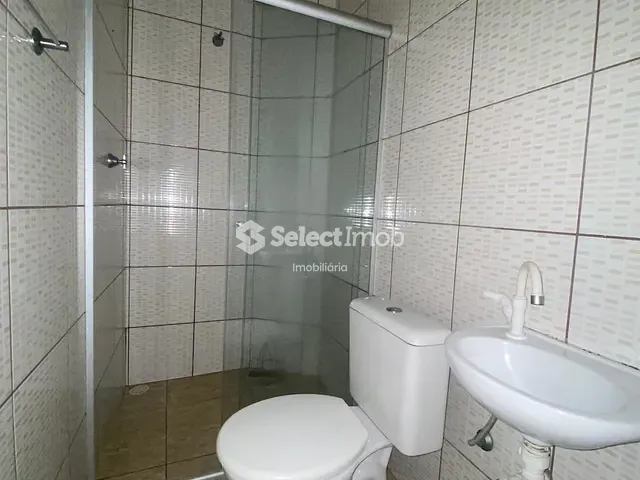 Apartamento com 50m² 2 quartos e 1 banheiro, para alugar, no bairro Parque Boa Esperança em Mauá
