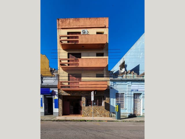 Apartamento com 113m² 2 quartos e 2 banheiros, à venda, no bairro Centro em Pelotas