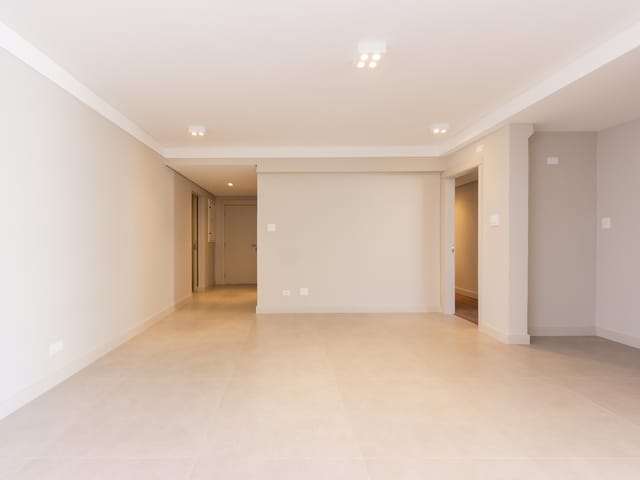 Foto do Apartamento - Apartamento à venda,212m² reformados em frente ao Colégio Dante, charme e exclusividade a 3 quadras da Paulista | Paulista Imóveis