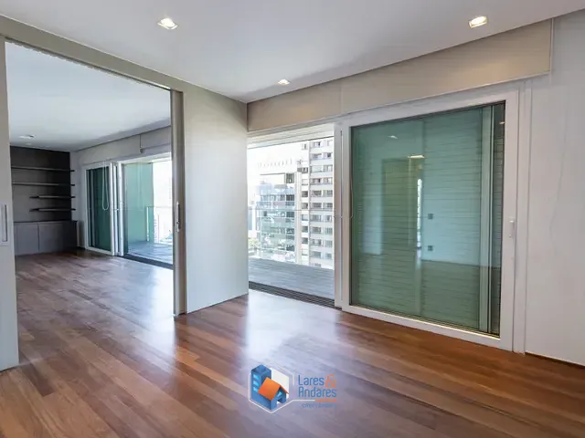 Apartamento com 95m² 1 quarto e 1 banheiro, à venda, no bairro Vila Olímpia em São Paulo