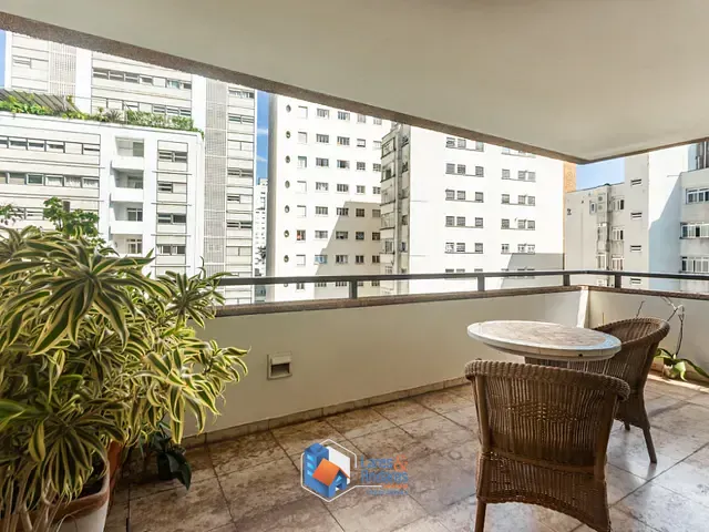 Apartamento com 232m² 3 quartos e 5 banheiros, à venda, no bairro Higienópolis em São Paulo