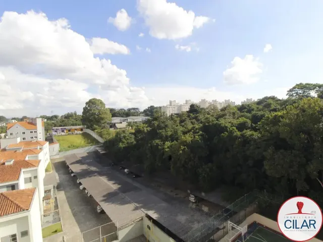 Apartamento 2 quartos e 1 banheiro, para alugar, no bairro Campo Comprido em Curitiba