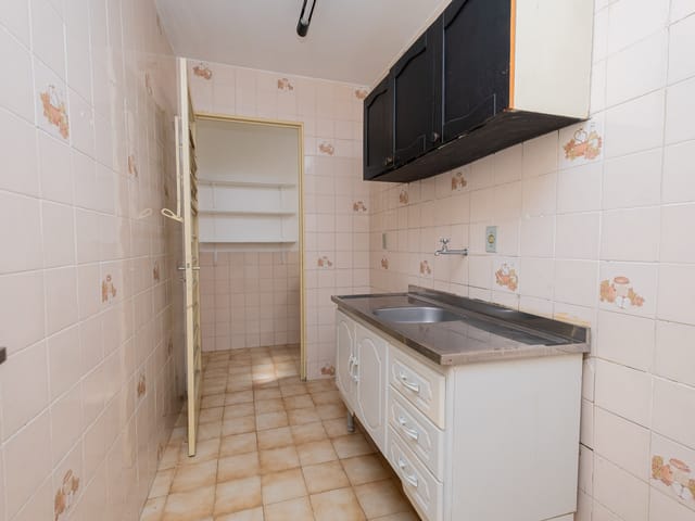 Apartamento com 42m² 1 quarto e 1 banheiro, para alugar, no bairro Centro em Pelotas