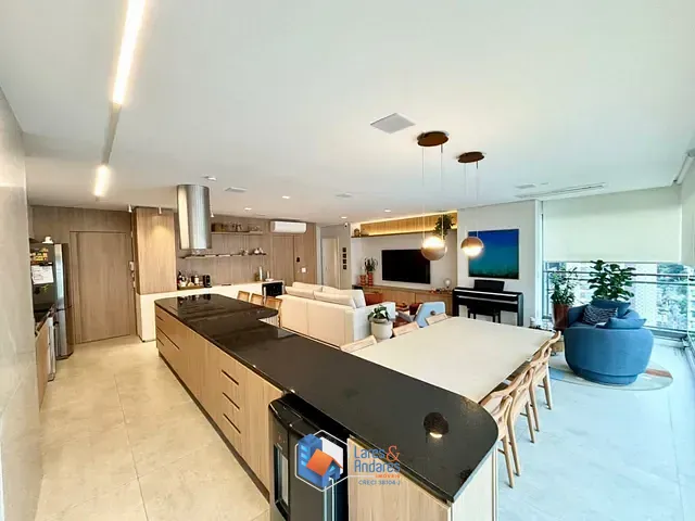 Apartamento com 165m² 3 quartos e 4 banheiros, à venda, no bairro Moema em São Paulo