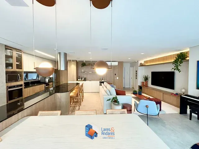 Apartamento com 165m² 3 quartos e 4 banheiros, à venda, no bairro Moema em São Paulo