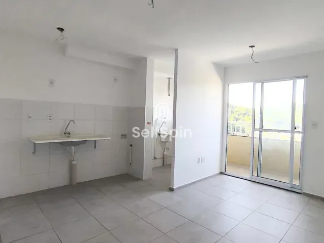 Apartamento 2 quartos e 1 banheiro, para alugar, no bairro Maria Paula em São Gonçalo