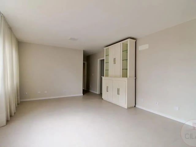Apartamento 3 quartos e 3 banheiros, para alugar, no bairro CRISTO REI em Curitiba