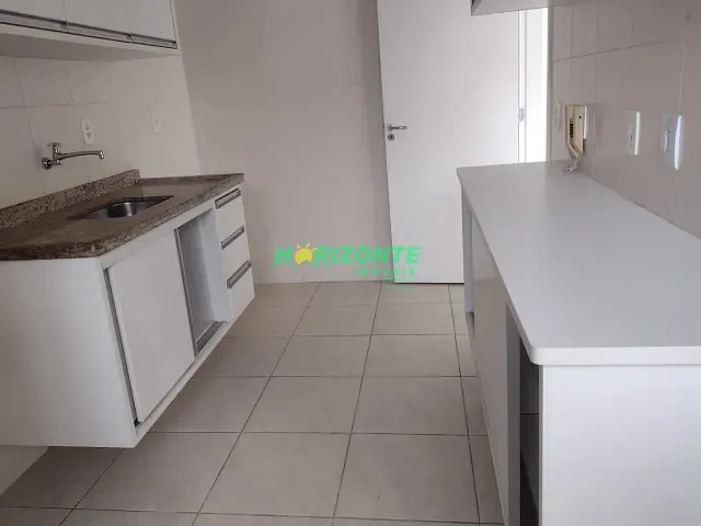 Apartamento com 84m² 2 quartos e 3 banheiros, para alugar, no bairro Parque Residencial Aquarius em São José dos Campos