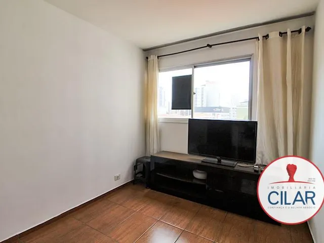 Apartamento 1 quarto e 1 banheiro, para alugar, no bairro CENTRO em Curitiba