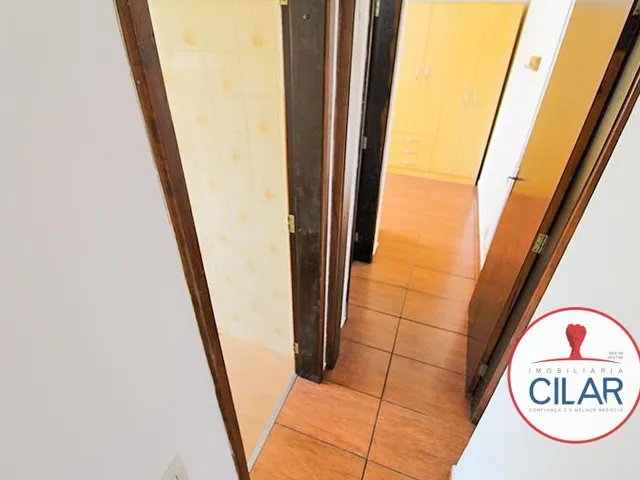 Apartamento 1 quarto e 1 banheiro, para alugar, no bairro Centro em Curitiba