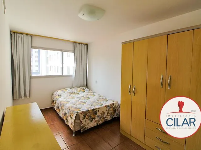 Apartamento 1 quarto e 1 banheiro, para alugar, no bairro Centro em Curitiba