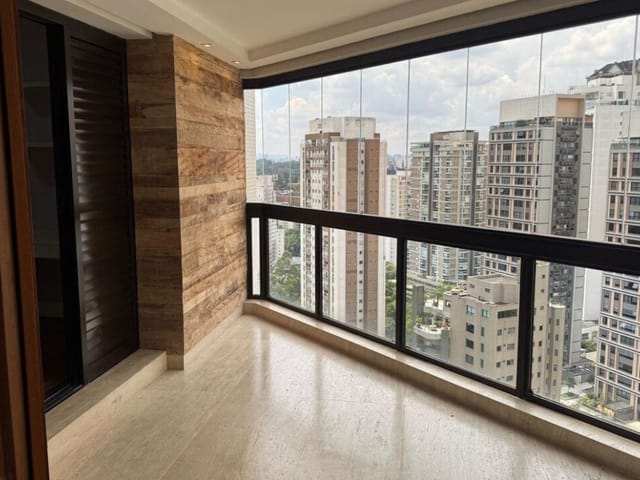 Apartamento com 236m² 4 quartos e 5 banheiros, à venda, no bairro Morumbi em São Paulo