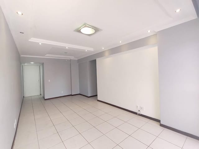 Apartamento 2 quartos e 1 banheiro, à venda, no bairro Corrêas em Petrópolis