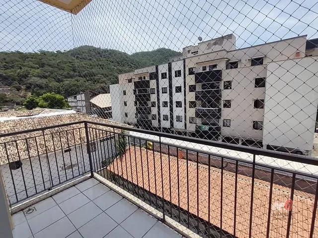 Apartamento 2 quartos e 1 banheiro, à venda, no bairro Corrêas em Petrópolis