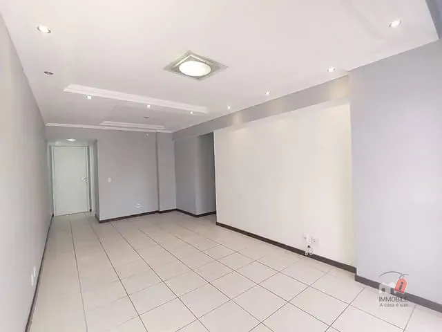 Apartamento 2 quartos e 1 banheiro, à venda, no bairro Corrêas em Petrópolis