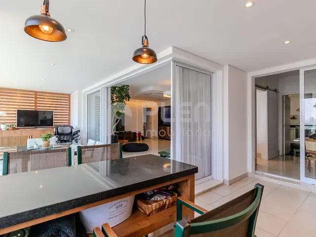 Apartamento 4 quartos e 4 banheiros, à venda, no bairro Campo Belo em São Paulo