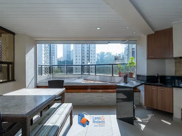Apartamento com 213m² 4 quartos e 6 banheiros, à venda, no bairro Vila Andrade em São Paulo