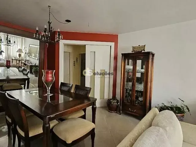 Apartamento 3 quartos e 3 banheiros, à venda, no bairro Vila Uberabinha em São Paulo