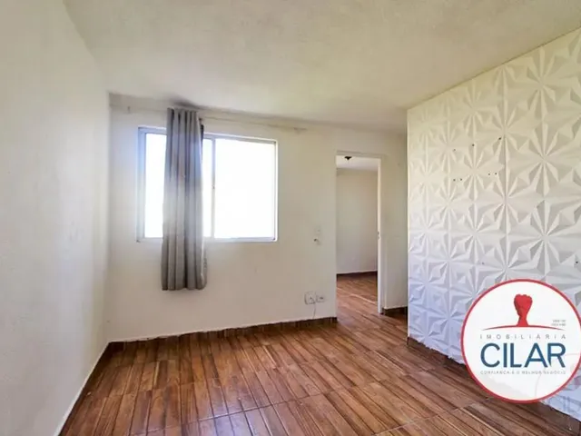 Apartamento 2 quartos e 1 banheiro, para alugar, no bairro Ganchinho em Curitiba