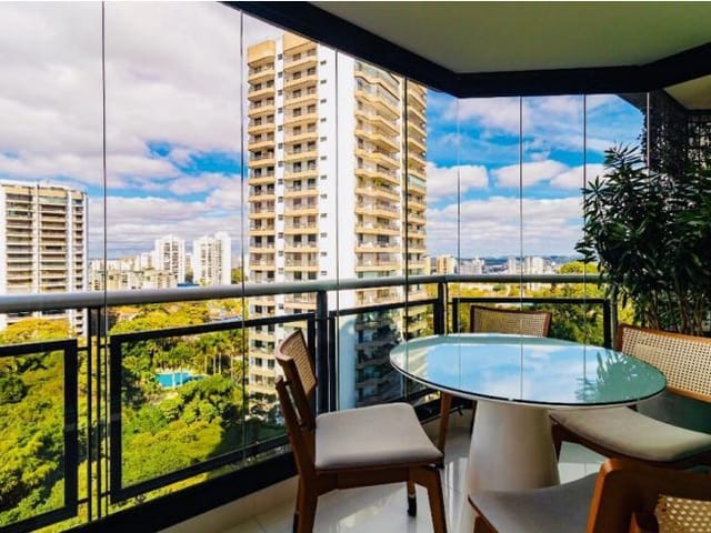 Apartamento com 350m² 4 quartos e 5 banheiros, à venda, no bairro Santo Amaro em São Paulo