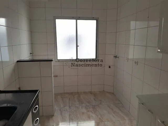 Apartamento 2 quartos e 1 banheiro, para alugar, no bairro Conjunto Habitacional Marinho em Jacareí