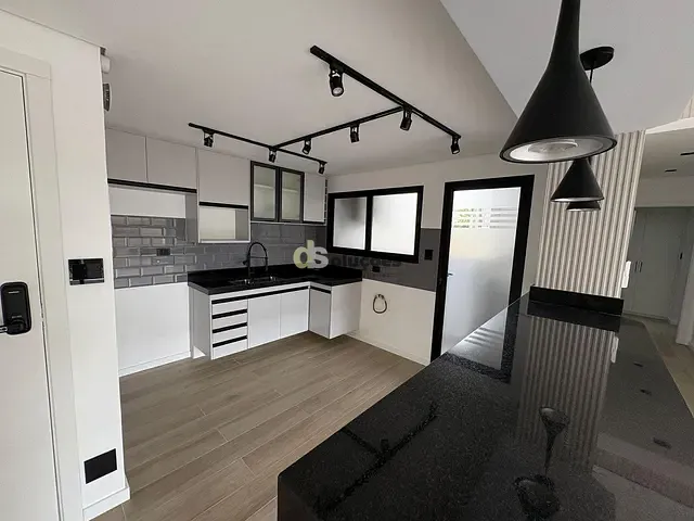 Apartamento 2 quartos e 2 banheiros, à venda, no bairro Pinheiros em São Paulo