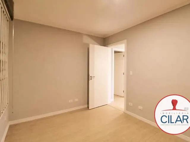 Apartamento 3 quartos e 1 banheiro, para alugar, no bairro Vila Izabel em Curitiba