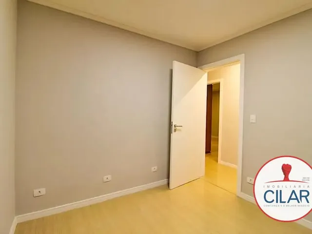 Apartamento 3 quartos e 1 banheiro, para alugar, no bairro Vila Izabel em Curitiba