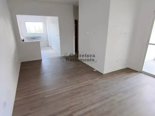 Apartamento 2 quartos e 2 banheiros, à venda ou para alugar, no bairro Bairro do Colonia em Jacareí
