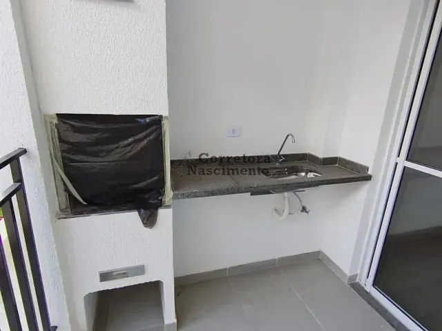 Apartamento 2 quartos e 2 banheiros, à venda ou para alugar, no bairro Bairro do Colonia em Jacareí