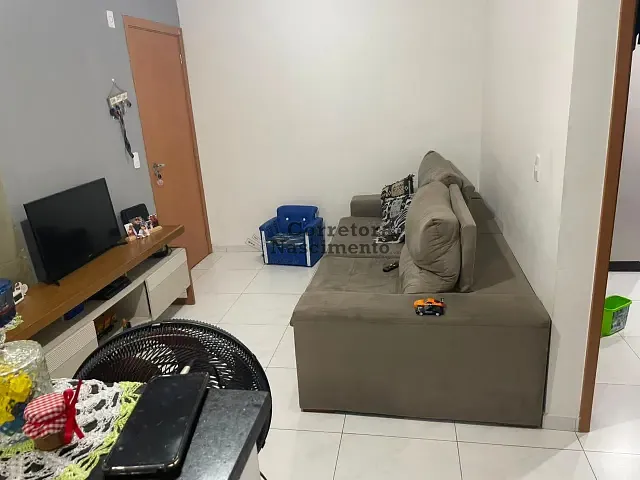 Apartamento 2 quartos e 1 banheiro, à venda, no bairro Vila Nova Aliança em Jacareí