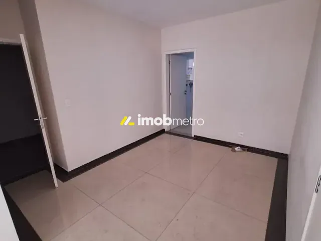 Apartamento 3 quartos e 4 banheiros, para alugar, no bairro Cambuí em Campinas