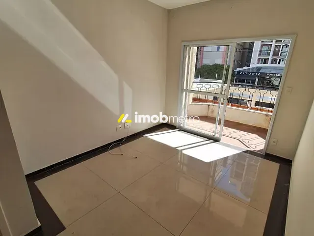 Apartamento 3 quartos e 4 banheiros, para alugar, no bairro Cambuí em Campinas