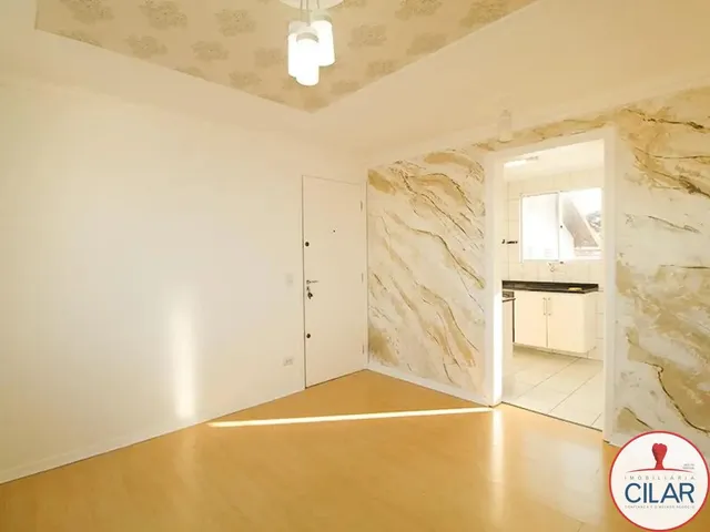 Apartamento 2 quartos e 1 banheiro, para alugar, no bairro Boqueirão em Curitiba