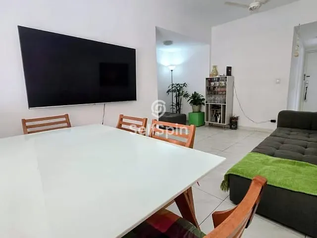 Apartamento 2 quartos e 2 banheiros, para alugar, no bairro Icaraí em Niterói