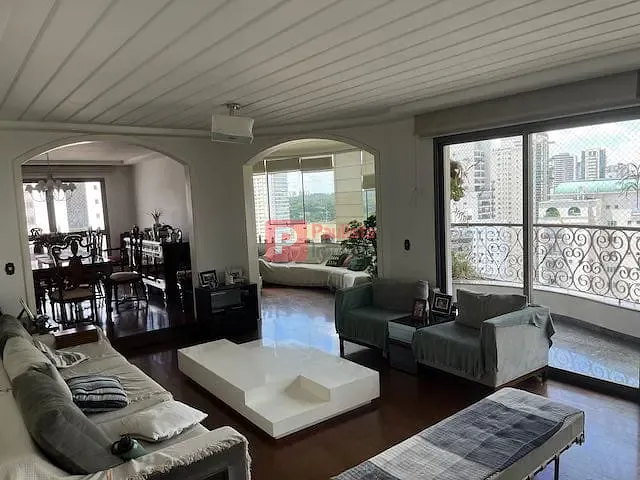 Apartamento com 350m² 5 quartos e 5 banheiros, à venda, no bairro Campo Belo em São Paulo
