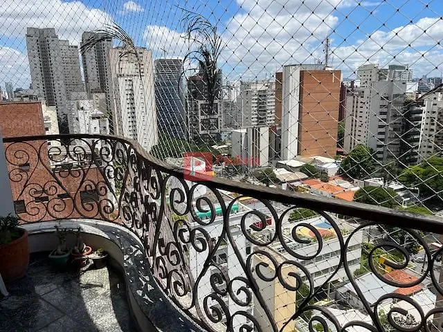 Apartamento com 350m² 5 quartos e 5 banheiros, à venda, no bairro Campo Belo em São Paulo