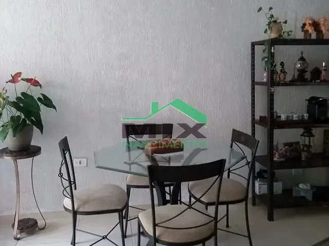 Apartamento com 84m² 3 quartos e 2 banheiros, à venda, no bairro Pitangueiras em Guarujá