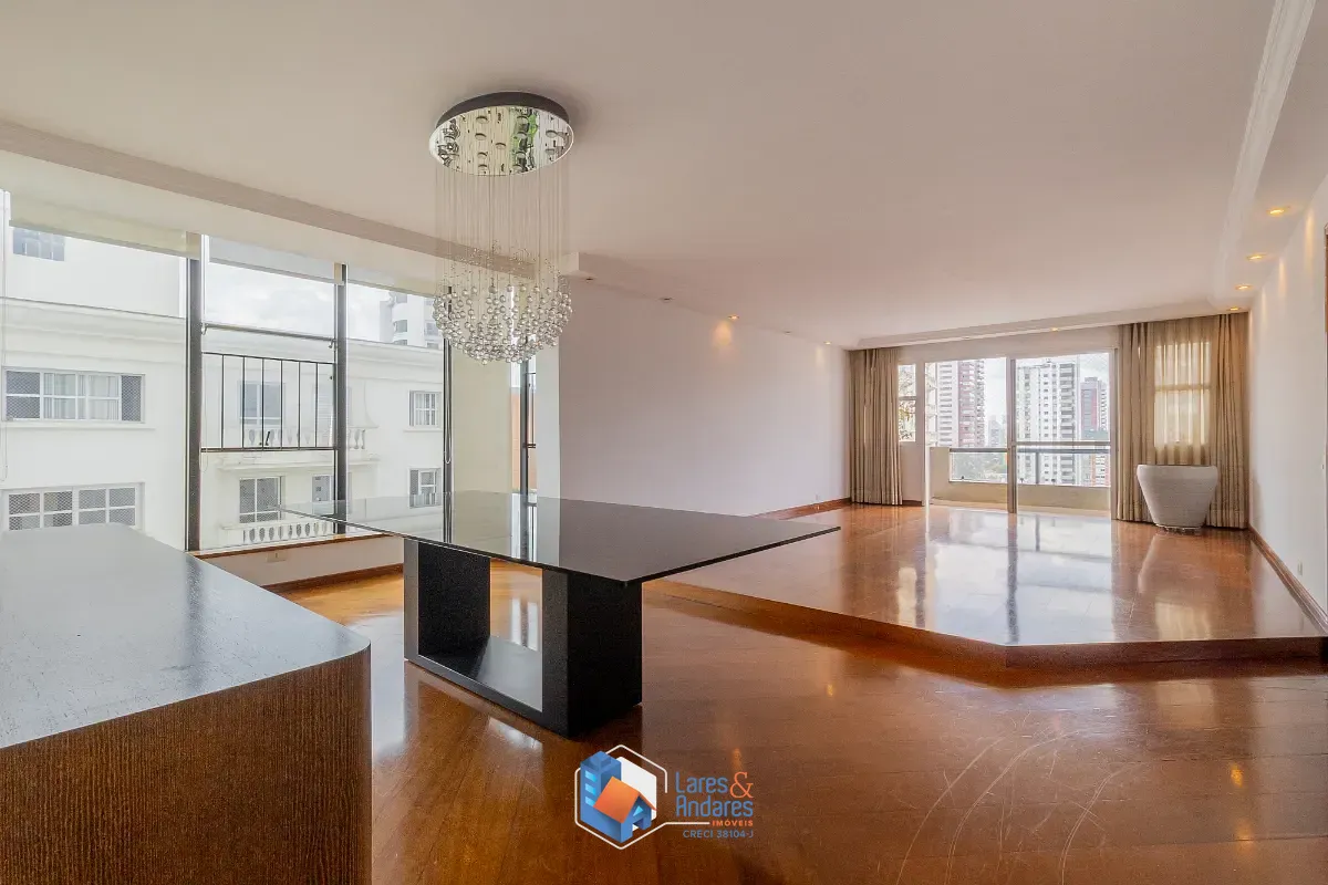 Apartamento, 3 quartos, 236 m² - Foto 1
