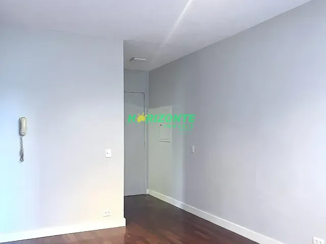 Apartamento com 65m² 2 quartos e 1 banheiro, à venda, no bairro Centro em São José dos Campos