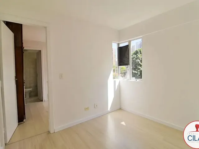 Apartamento 1 quarto e 1 banheiro, para alugar, no bairro Bigorrilho em Curitiba