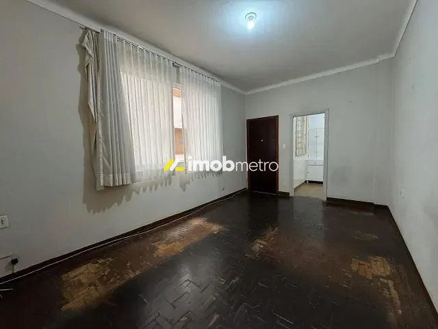 Apartamento 2 quartos e 1 banheiro, à venda, no bairro Conceicao em Campinas