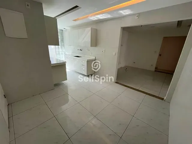 Apartamento 3 quartos e 4 banheiros, para alugar, no bairro Icaraí em Niterói