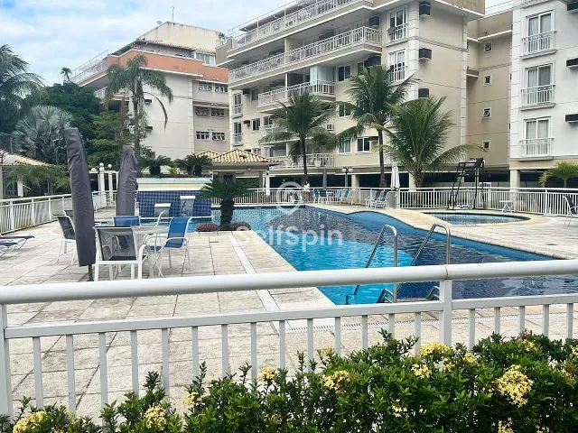 Apartamento 3 quartos e 3 banheiros, para alugar, no bairro Itacoatiara em Niterói