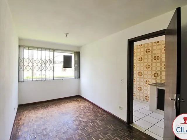 Apartamento 3 quartos e 1 banheiro, para alugar, no bairro Portão em Curitiba