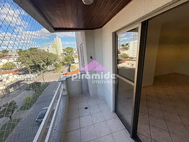 Apartamento com 124m² 3 quartos e 2 banheiros, à venda, no bairro Jardim Bela Vista em São José dos Campos