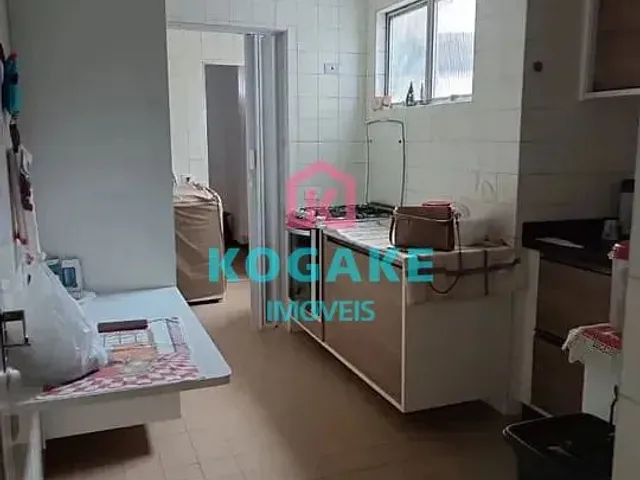 Apartamento com 10m² 3 quartos e 2 banheiros, à venda, no bairro Centro em São José Dos Campos